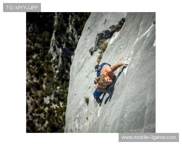 成都攀岩队的战术布局与攀岩热点的深度解析